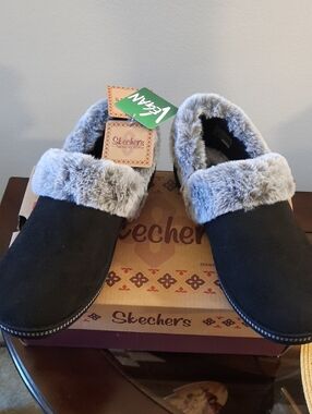 Skechers Black Slip-On Faux Fur Cuff Women's Slippers